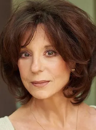 Suzanne Ford - Atriz, 22 de setembro de 1949