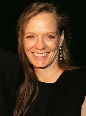 Suzy Amis - Atriz, Produtor Executivo, 5 de janeiro de 1962