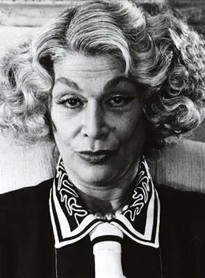 Sylvia Miles - Atriz, 9 de setembro de 1924, 12 de junho de 2019