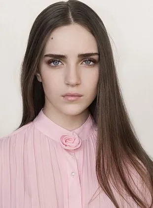 Talia Ryder - 16 de agosto de 2002