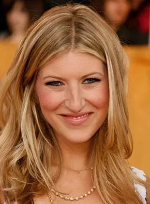 Tara Summers - Atriz, 19 de dezembro de 1979