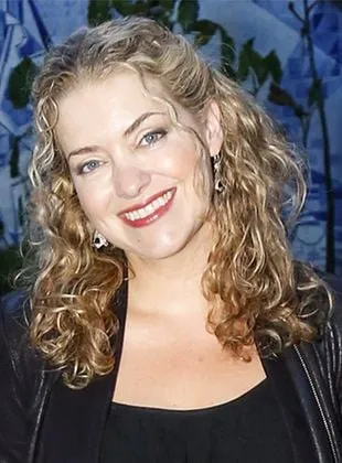 Tatiana Issa - Diretora, Creator/Showrunner, Produtor Executivo, 16 de janeiro de 1974