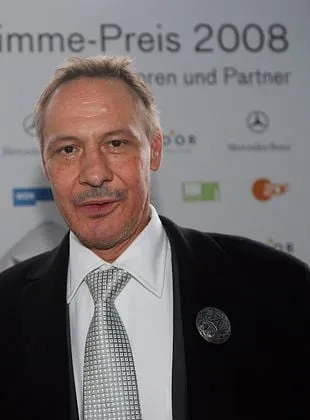 Thierry Van Werveke - 23 de outubro de 1958, 12 de janeiro de 2009