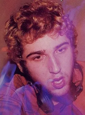 Thomas Bangalter - Compositor, Roteirista, Ator, 3 de janeiro de 1975