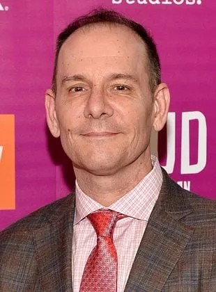 Tim Minear - Roteirista, Produtor Executivo, Diretor, 29 de outubro de 1963