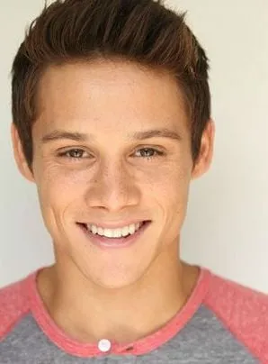 Timothy Granaderos - Ator, 9 de setembro de 1986