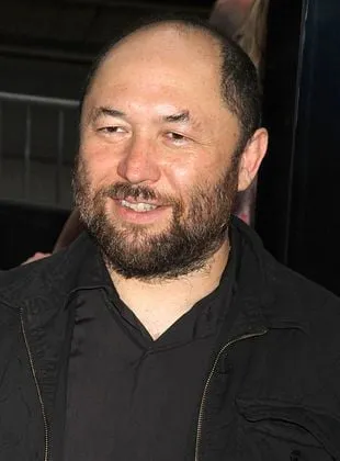 Timur Bekmambetov - Produtor, Diretor, Roteirista, 25 de junho de 1961