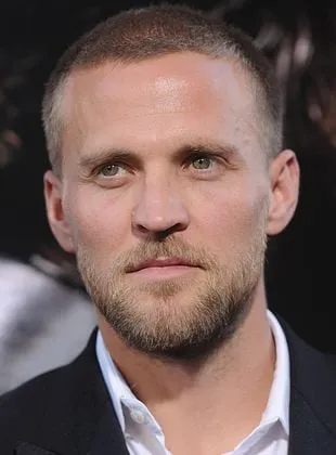 Tobias Santelmann - Ator, Produtor Associado, Produtor Executivo, 8 de agosto de 1980