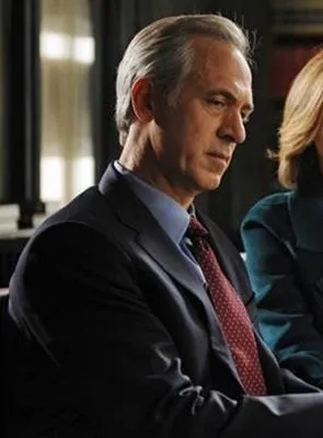 Tom Amandes - Ator, Diretor, 9 de março de 1959