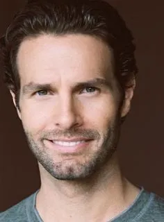 Tom Parker - Ator, Produtor, 23 de julho de 1977