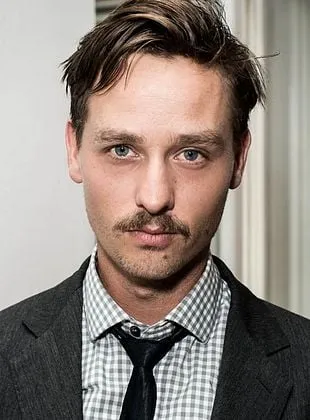 Tom Schilling - Ator, Produtor Associado, 10 de fevereiro de 1982