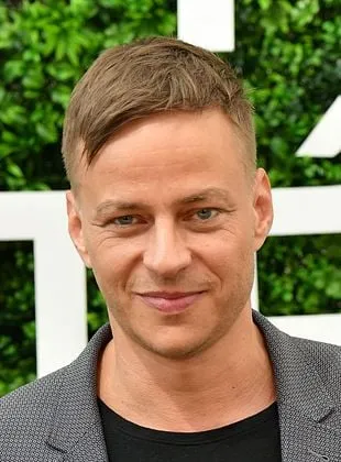 Tom Wlaschiha - Ator, 20 de junho de 1973