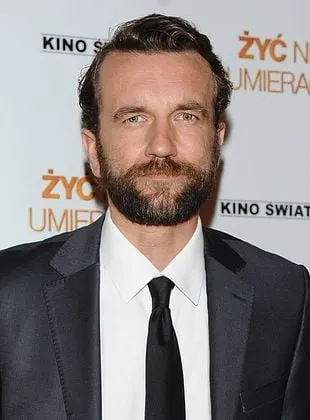 Tomasz Kot - Ator, 21 de abril de 1977