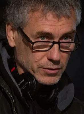 Tony Gilroy - Roteirista, Diretor, Produtor Executivo, 11 de setembro de 1956