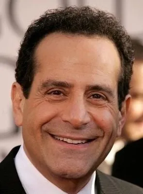 Tony Shalhoub - Ator, Produtor Executivo, 9 de outubro de 1953