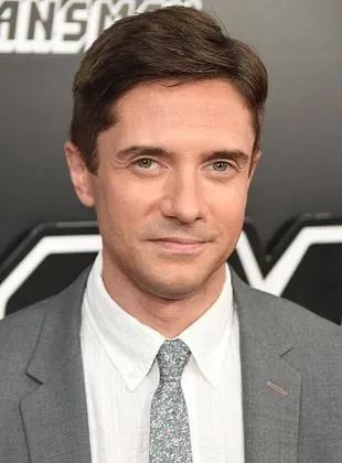 Topher Grace - Ator, Produtor de set, Criador da idéia original, 12 de julho de 1978