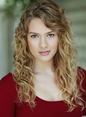 Tori Anderson - Atriz, 29 de dezembro de 1988