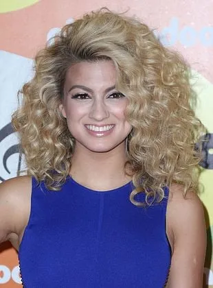 Tori Kelly - 14 de dezembro de 1992