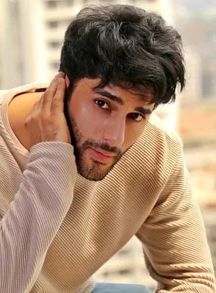 Tusharr Khanna - 22 de agosto de 1995
