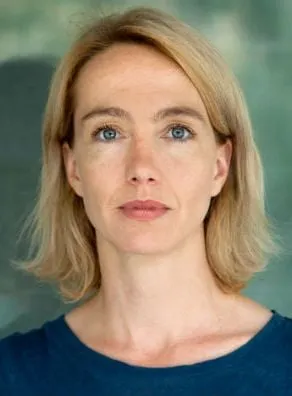 Ursina Lardi - Atriz, 19 de dezembro de 1970