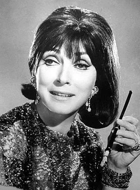 Valentina Cortese - Atriz, 1 de janeiro de 1923, 10 de julho de 2019