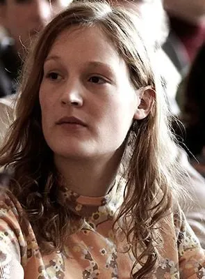 Vicky Krieps - Atriz, Produtor de set, 4 de outubro de 1983