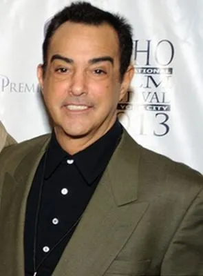 Victor Colicchio - Ator, Roteirista, 13 de agosto de 1953