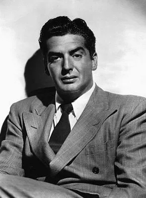 Victor Mature - Ator, 29 de janeiro de 1913, 4 de agosto de 1999