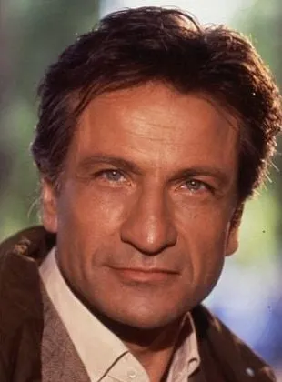 Vittorio Mezzogiorno - 16 de dezembro de 1941, 7 de janeiro de 1994