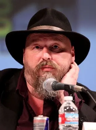 Warren Ellis (II) - Produtor Executivo, Roteirista, Autor da obra original, 16 de fevereiro de 1968