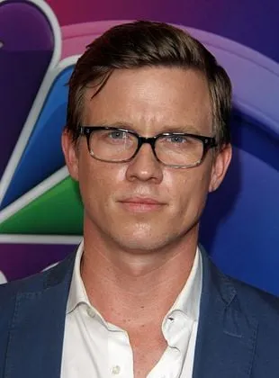 Warren Kole - Ator, 23 de setembro de 1977