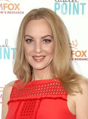 Wendi McLendon-Covey - Atriz, Produtor Executivo, Roteirista, 10 de outubro de 1969
