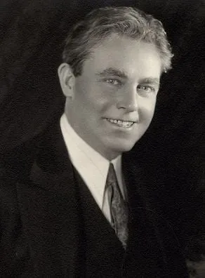 William Farnum - 4 de julho de 1876, 5 de junho de 1953