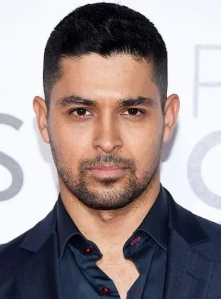 Wilmer Valderrama - Ator, Produtor Executivo, Diretor, 30 de janeiro de 1980
