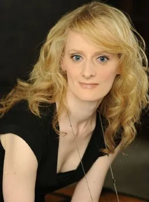 Xantha Radley - Atriz, 30 de dezembro de 1974