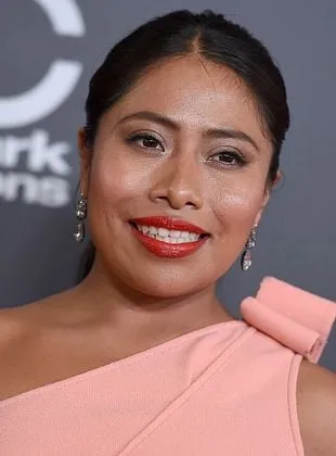 Yalitza Aparicio - 11 de dezembro de 1993
