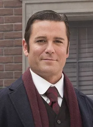 Yannick Bisson - Ator, Diretor, 16 de maio de 1969