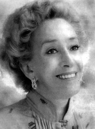 Yolanda Vargas Dulché - 18 de julho de 1926, 8 de agosto de 1999