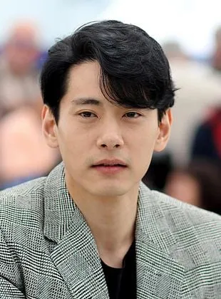 Yoo Teo - Ator, 11 de abril de 1981