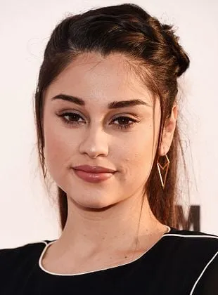 Yvette Monreal - Atriz, 9 de julho de 1992