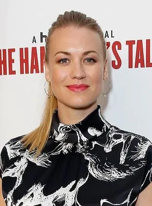 Yvonne Strahovski - Atriz, 30 de julho de 1982