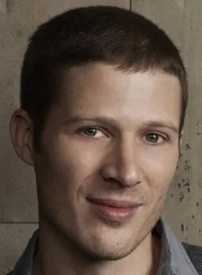 Zach Gilford - Ator, 14 de janeiro de 1982