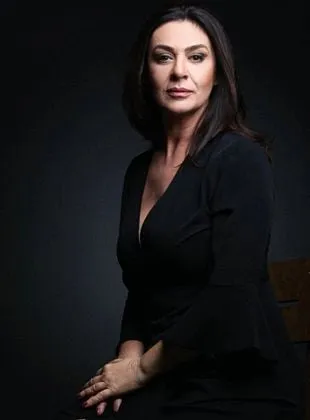 Zeyno Eracar - 5 de dezembro de 1970